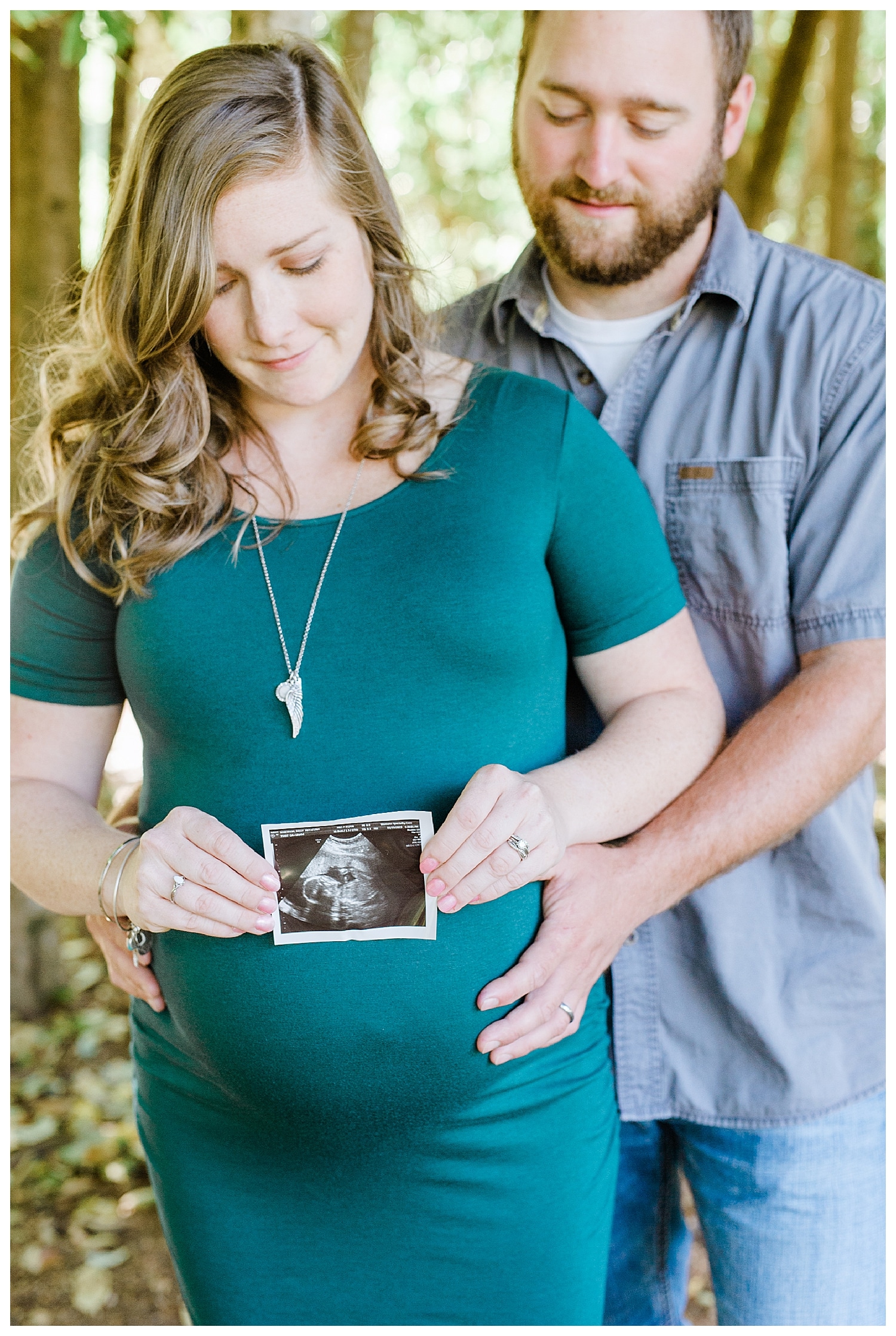 maternity pictures at jackson springs park