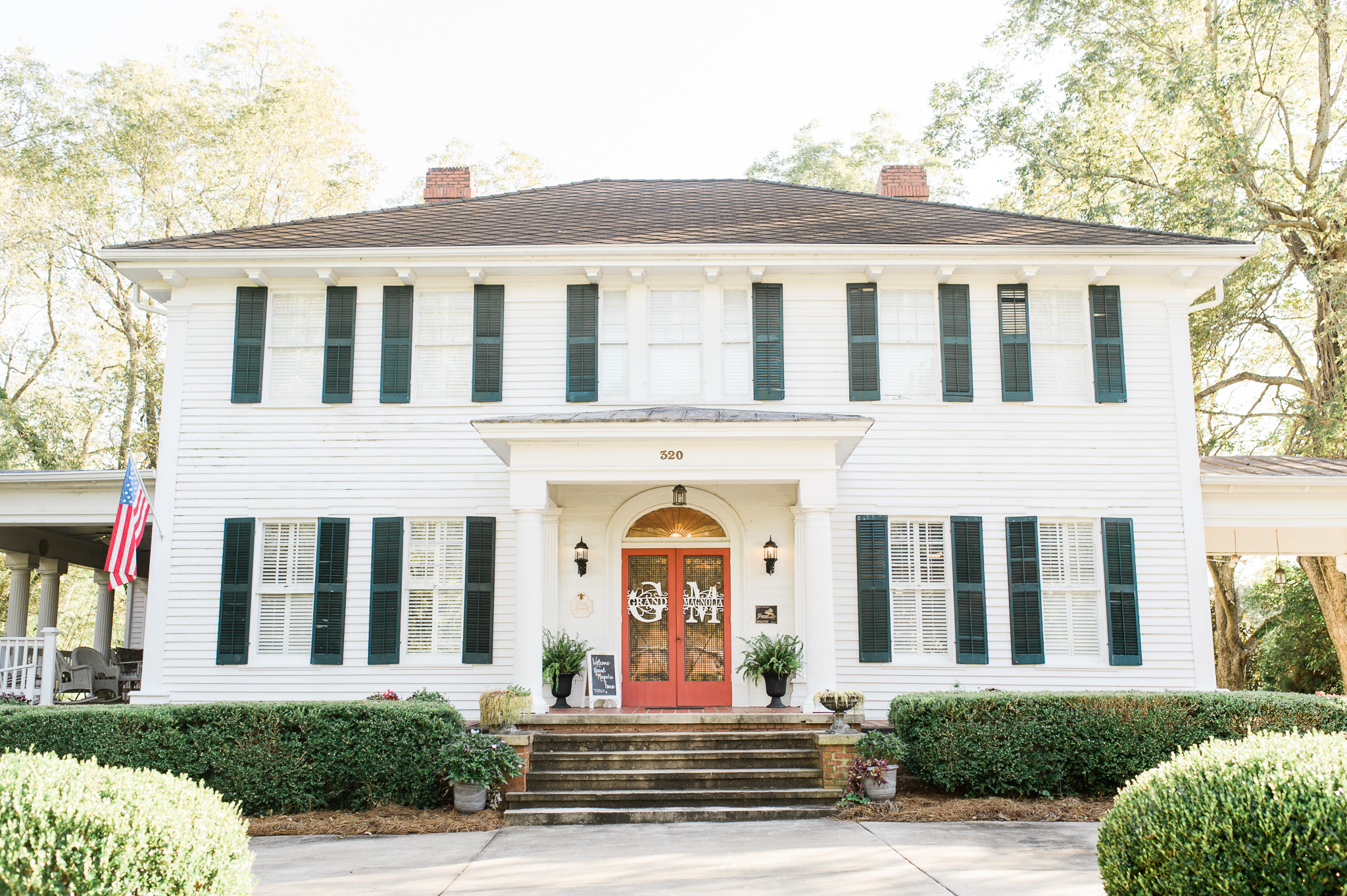The Grand Magnolia House Wedding Venue
